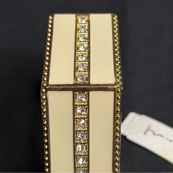 NWT Hinged Rhinestone Bangle - Picture 4 of 8